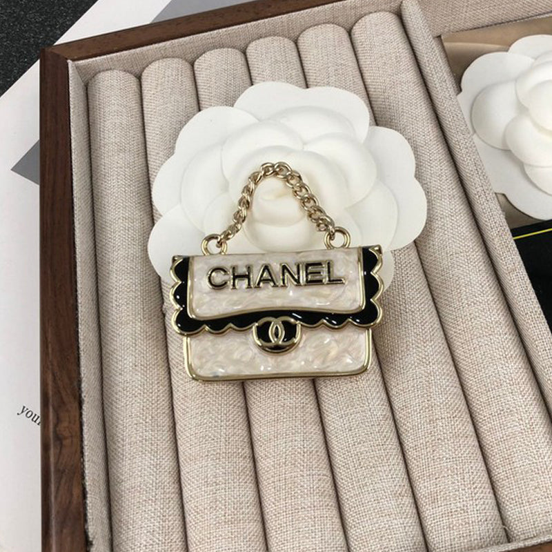 Chanel White Bag 18K Gold Brooch
