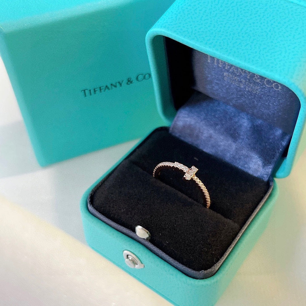 Tiffany Diamond Wire 18K Gold Ring