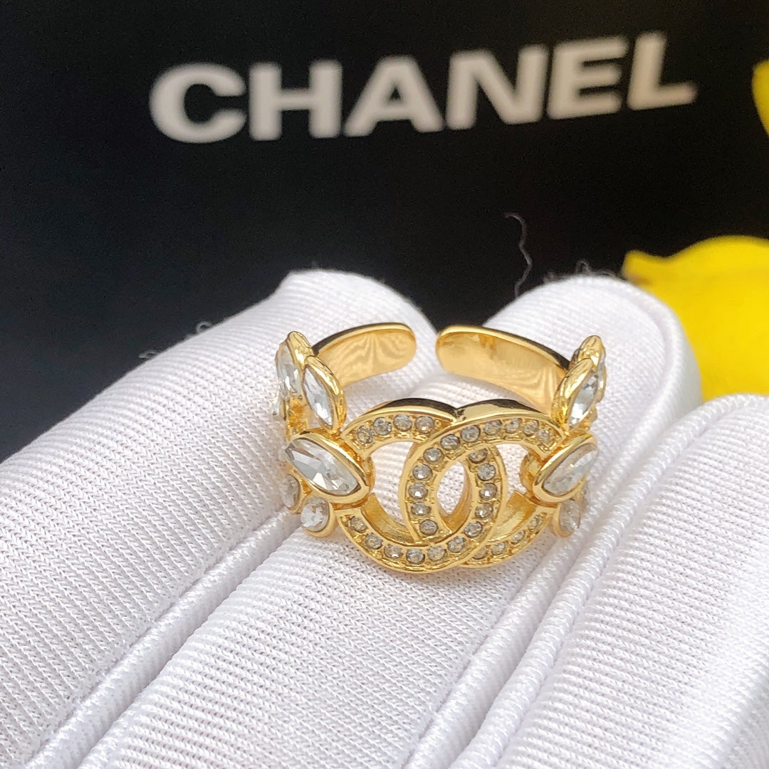 Chanel Flower Crystals 18K Gold Ring
