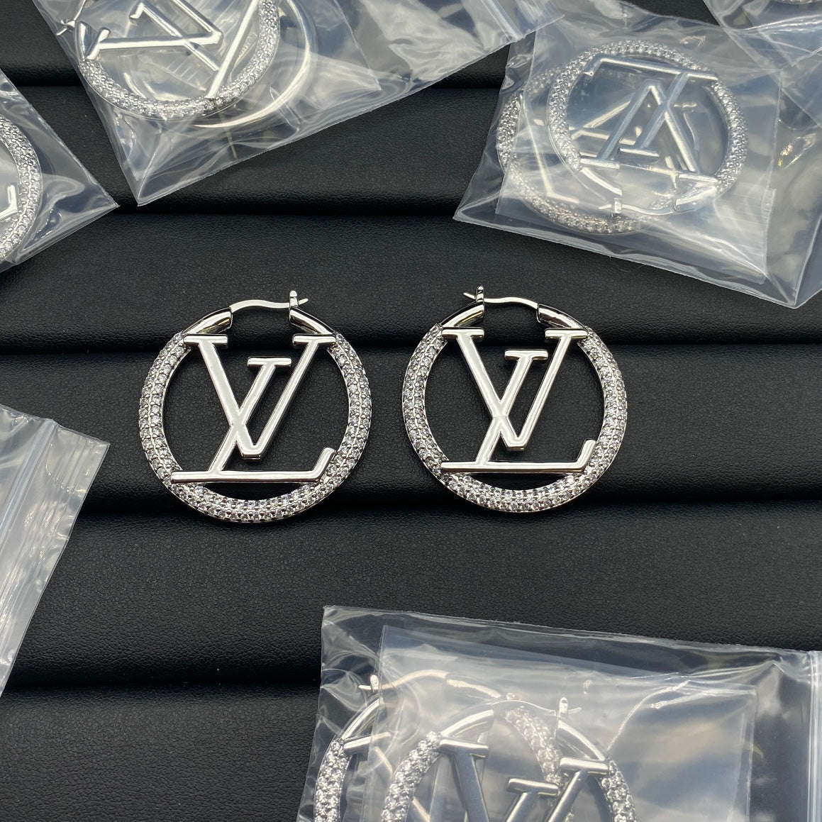 Louis Vuitton Louise Hoop Diamond 18K Gold Earrings