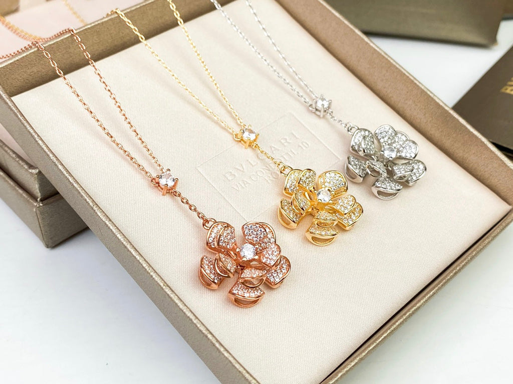Bvlgari DIVAS' DREAM 18K Gold Necklace
