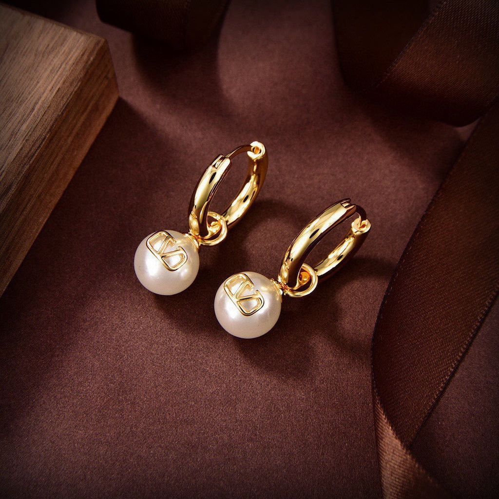 Valentino Pearl 18K Gold Earrings