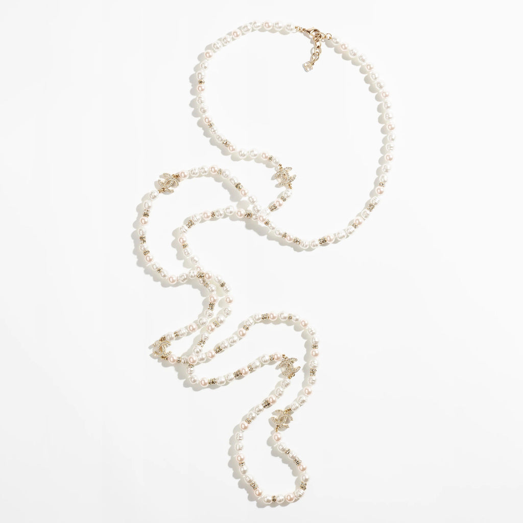 Chanel Pearl Choker 18K Gold Necklace