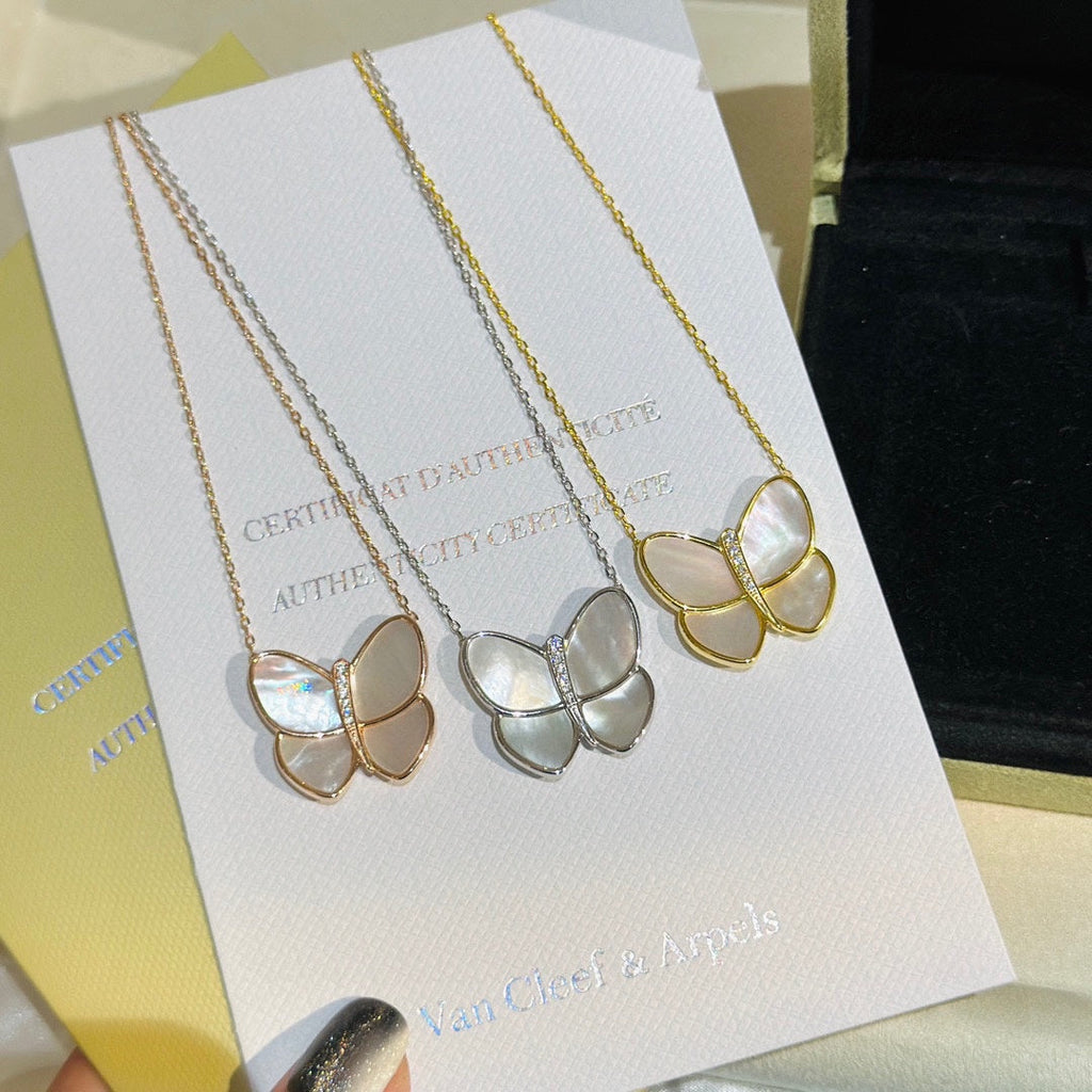 Butterfly Pearl 18K Gold Necklace