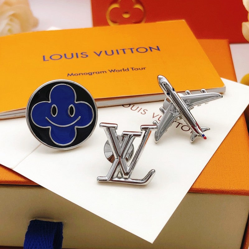 Louis Vuitton Plane 18K Gold Brooch
