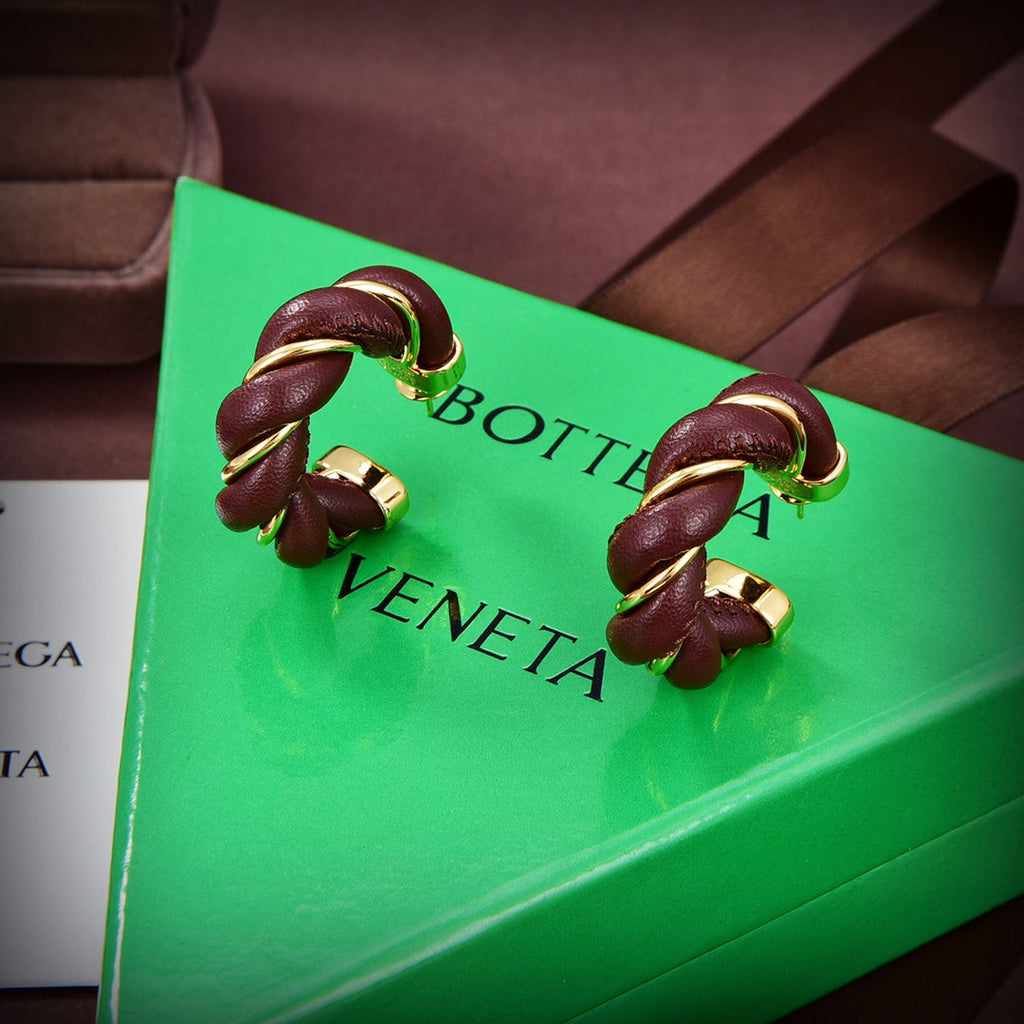 Bvlgari Brown 18K Gold Earrings