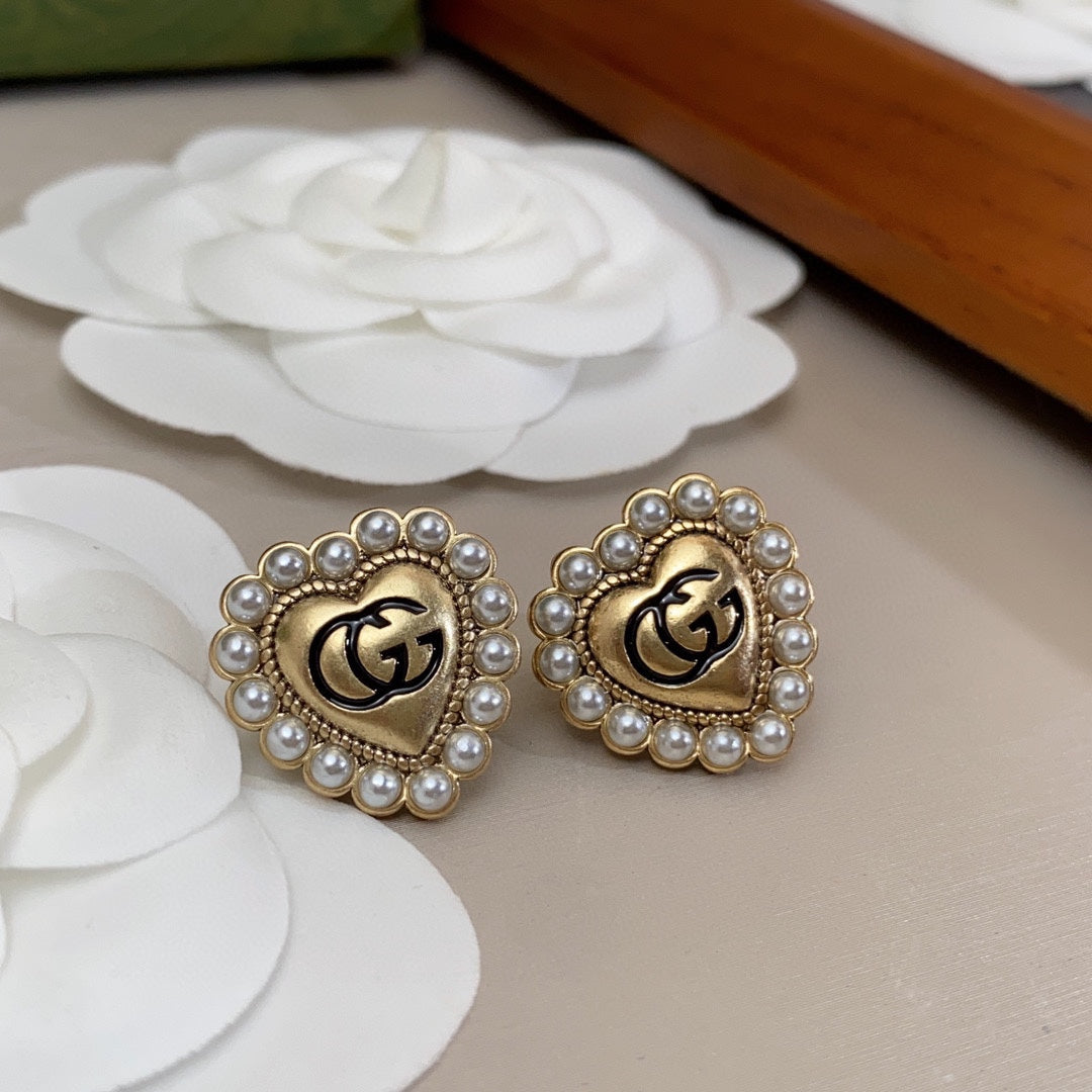 Gucci Double Heart Pearl 18K Gold Earrings