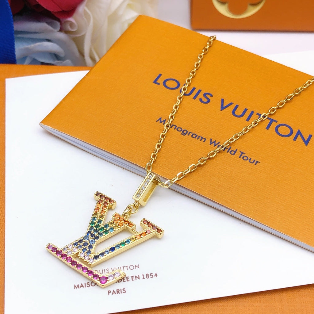 Louis Vuitton Idylle Blossom Large 18K Gold Necklace