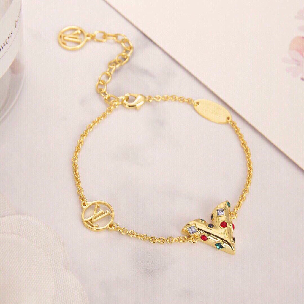 Louis Vuitton Essential V Plan ̈ ̈te 18K Gold Bracelet