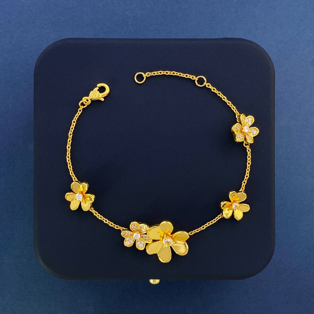 Frivole 18K Gold Bracelet