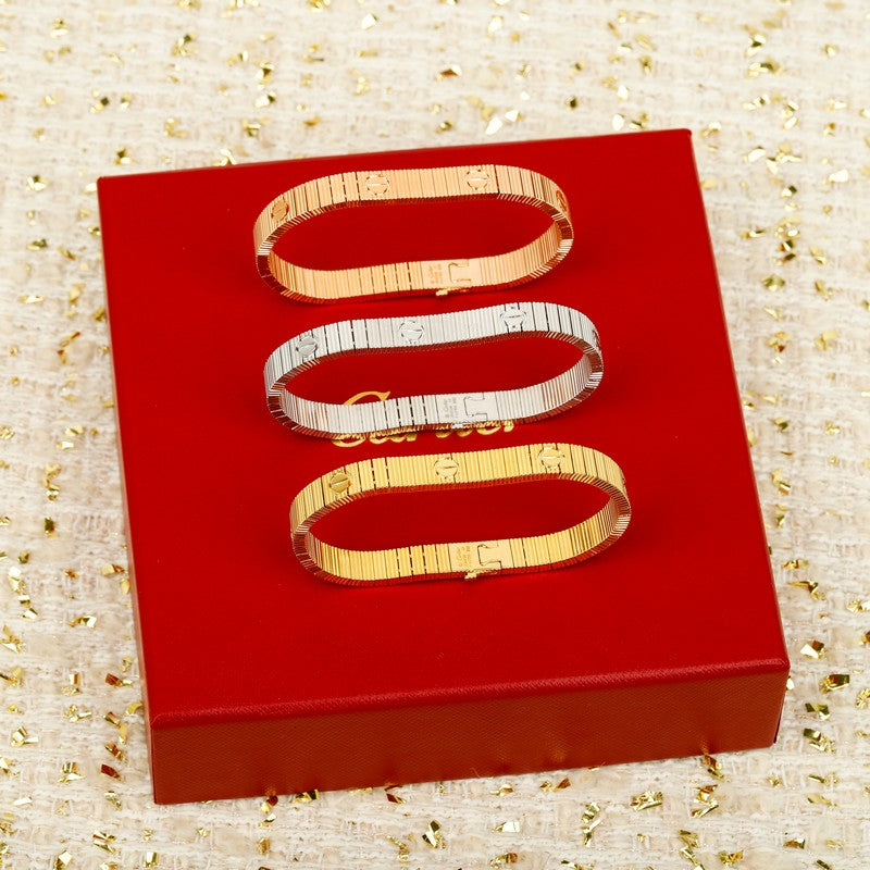 Love Unlimited 18K Gold Bracelet