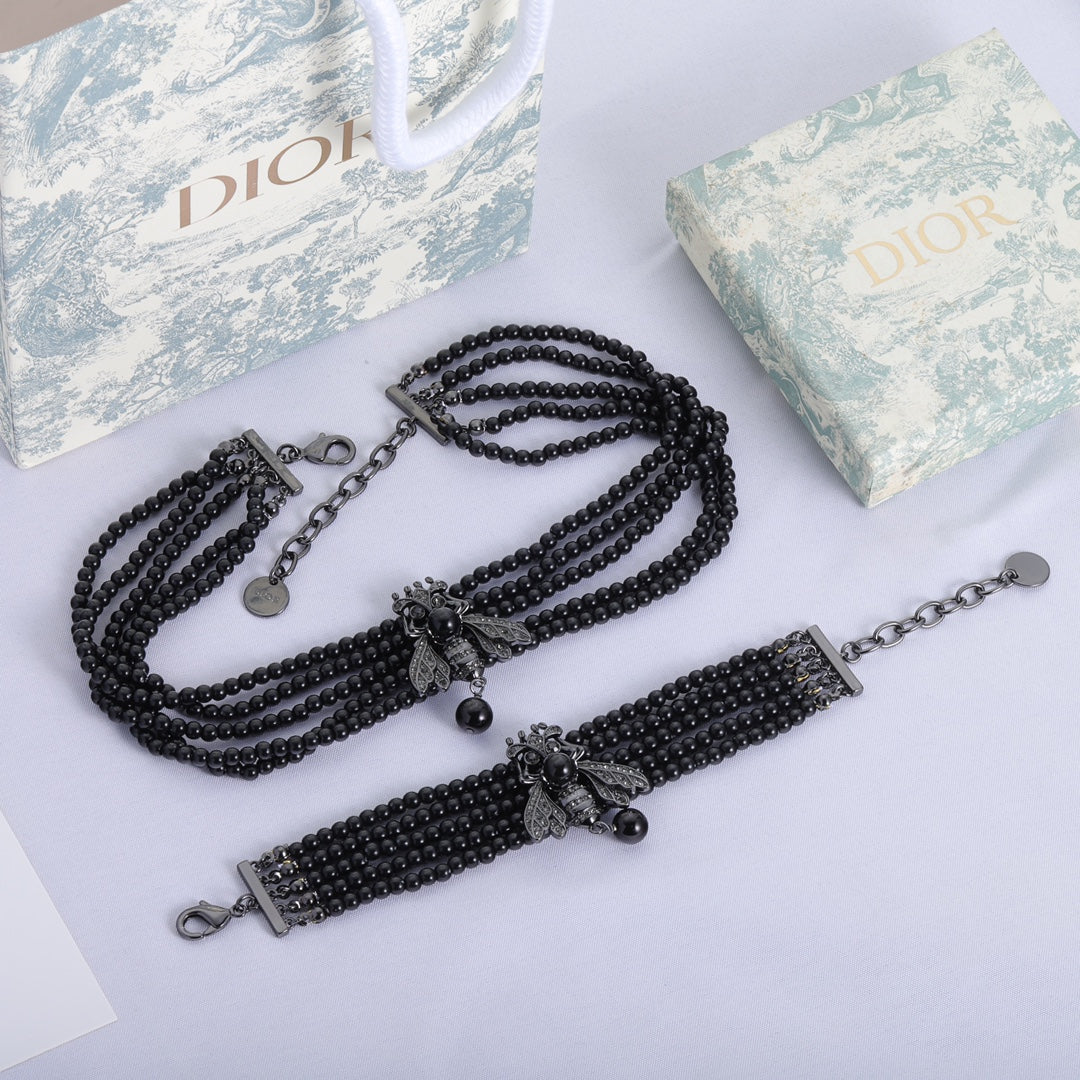 Dior Bee Black Pearls Chain 18K Gold Necklace
