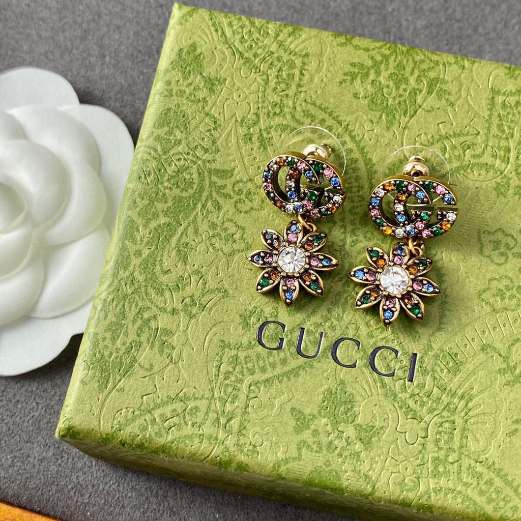 Gucci Double Flower Pendant 18K Gold Earrings