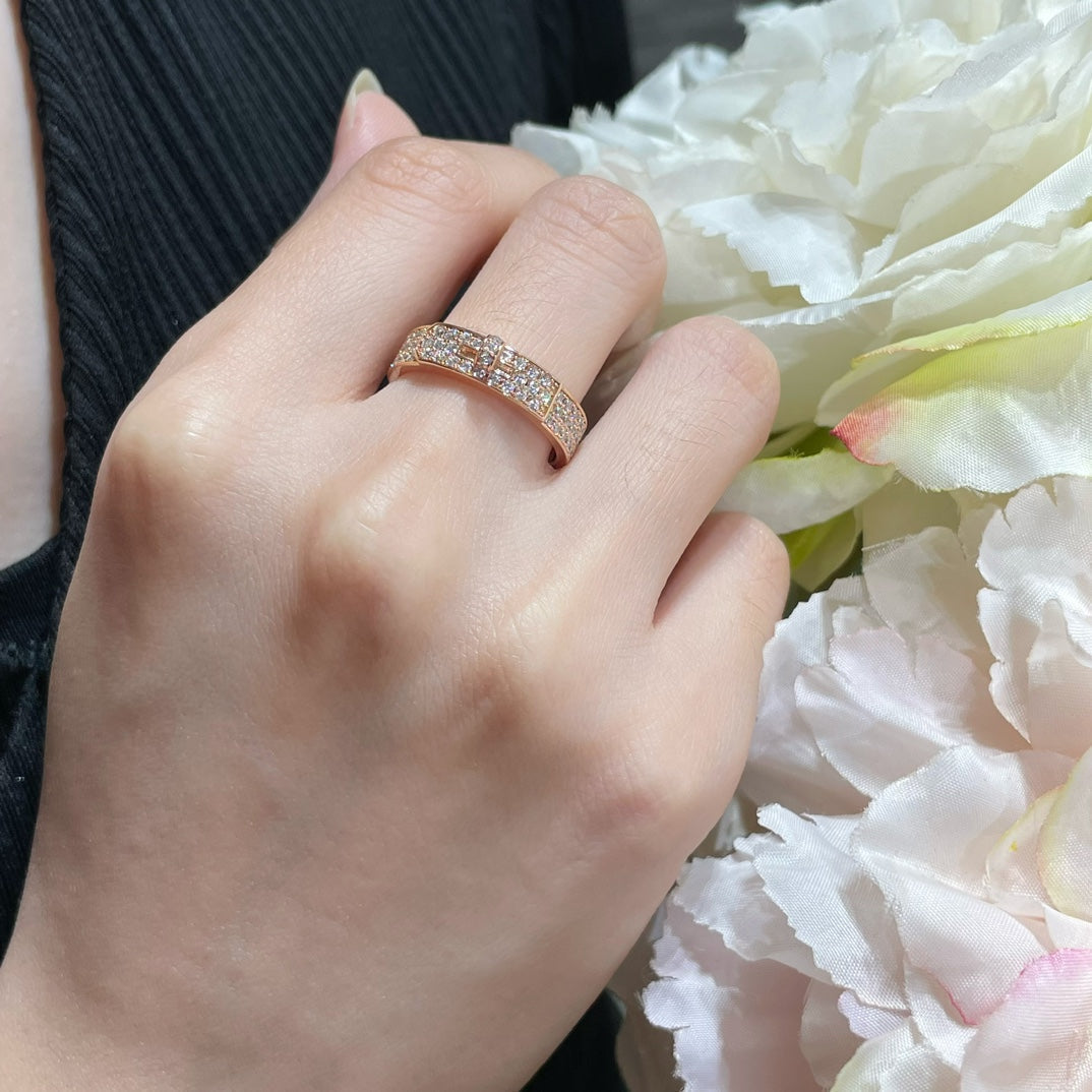 Hermes Collier De Chien Diamonds 18K Gold Ring