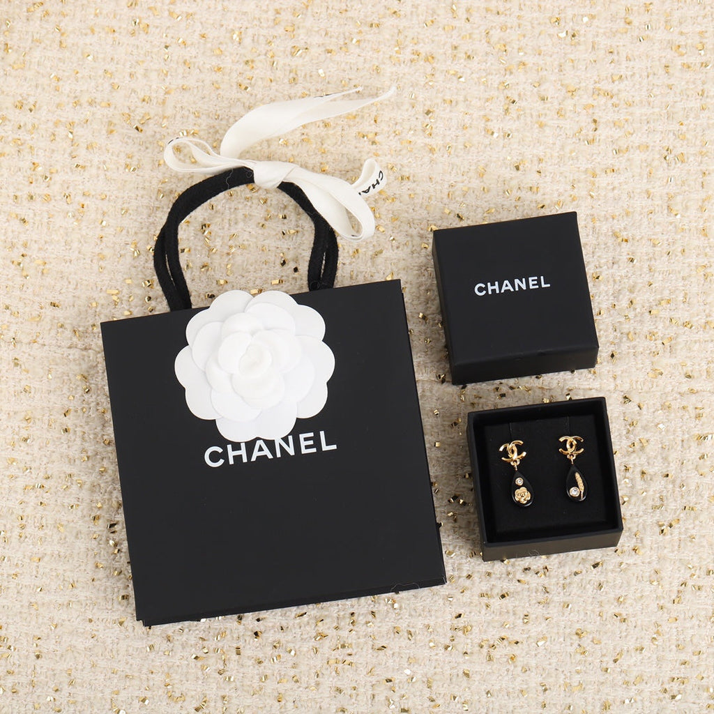 Chanel Camellia Pendant 18K Gold Earrings
