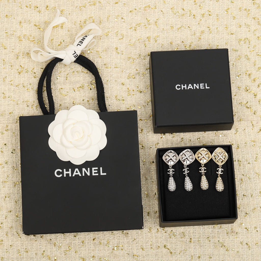 Chanel Cross Rhombus 18K Gold Earrings