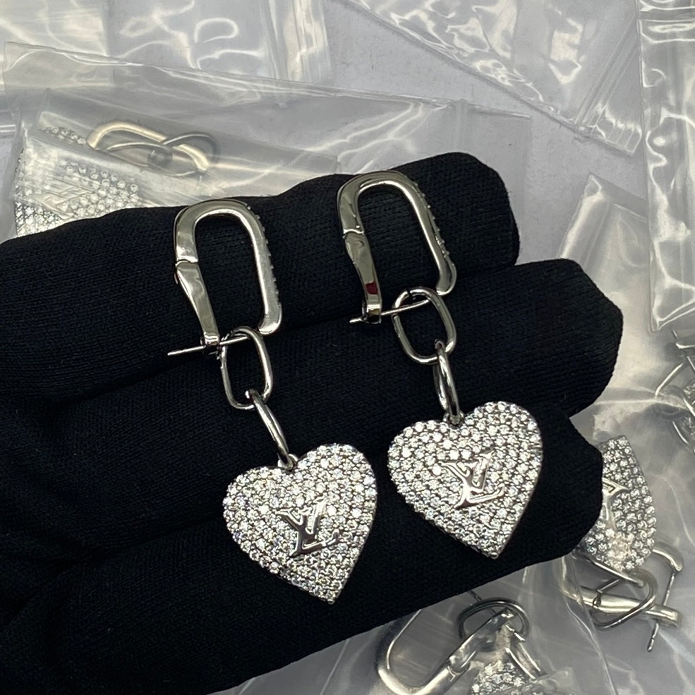 Louis Vuitton Diamond Heart 18K Gold Earrings