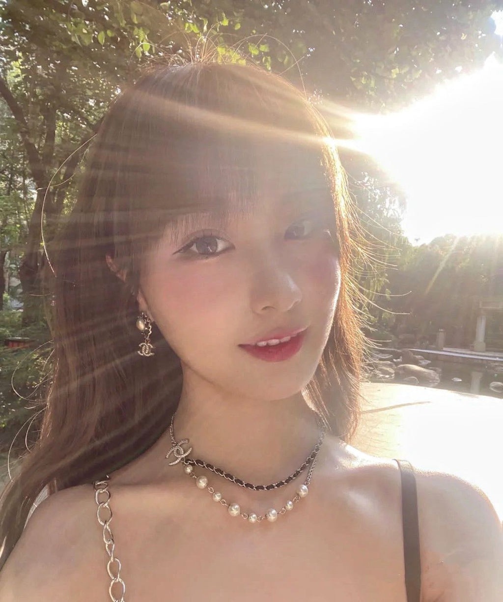 Chanel Pearls Strass Choker 18K Gold Necklace