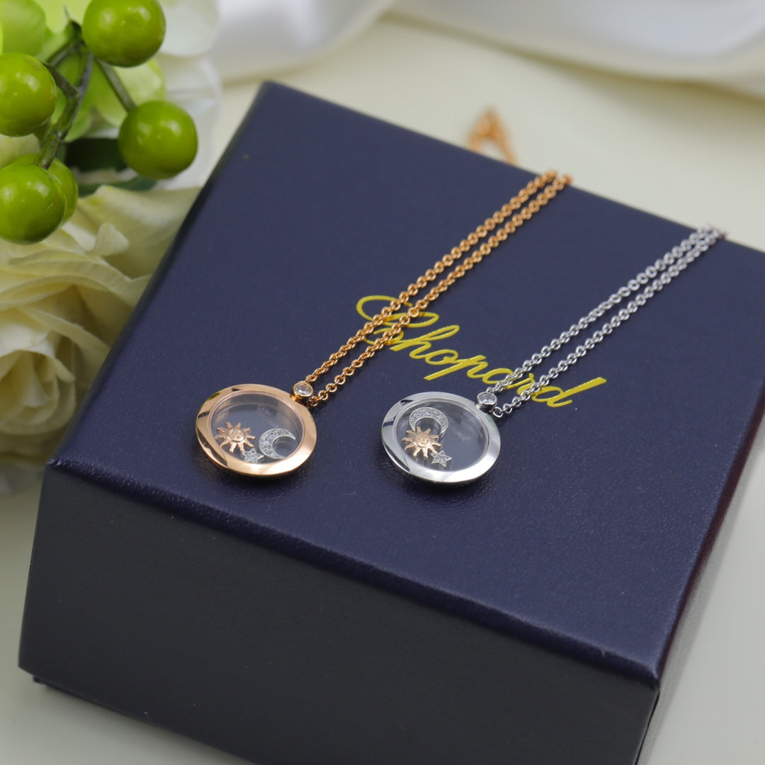 Happy Diamonds Pendant 18K Gold Necklace