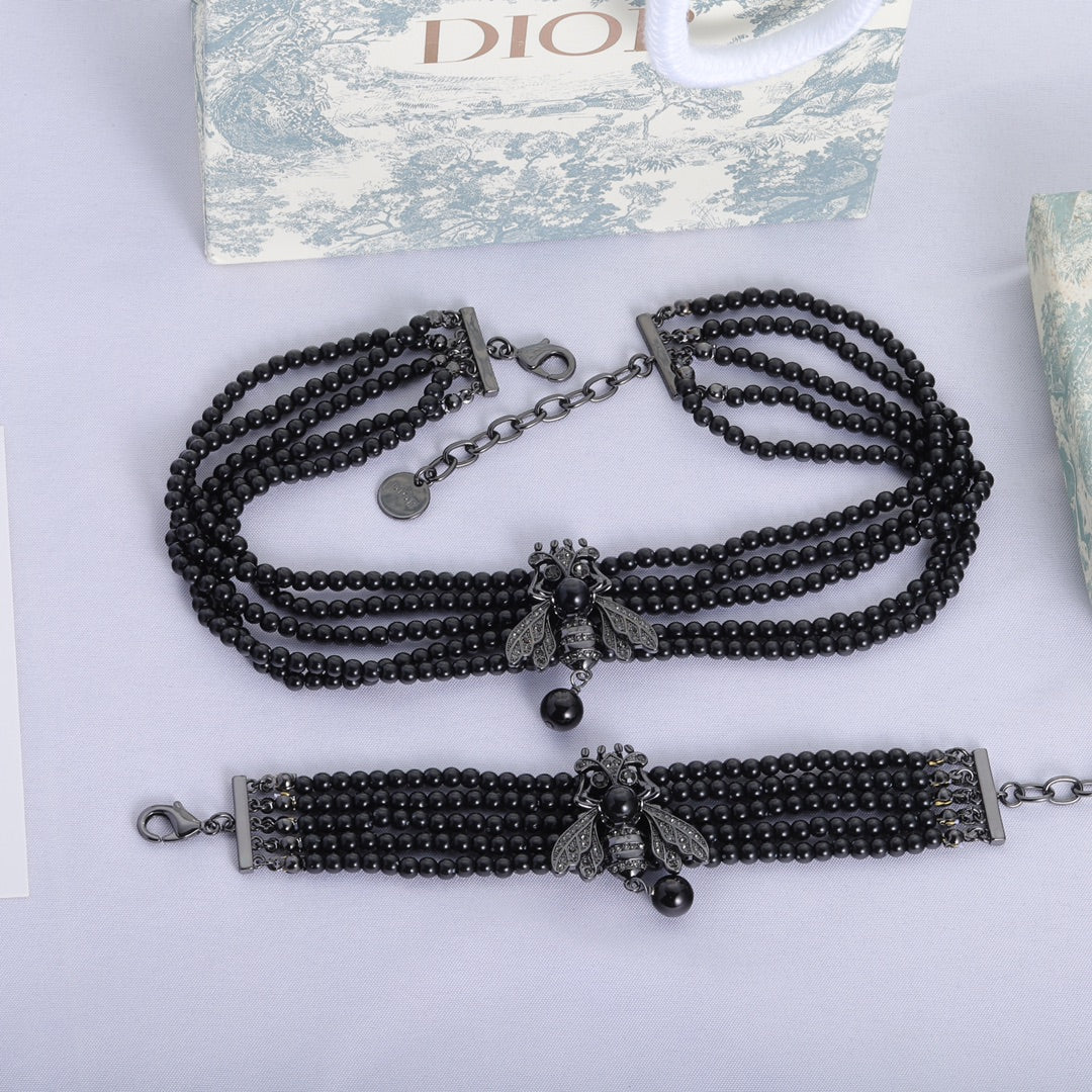 Dior Bee Black Pearls Chain 18K Gold Necklace