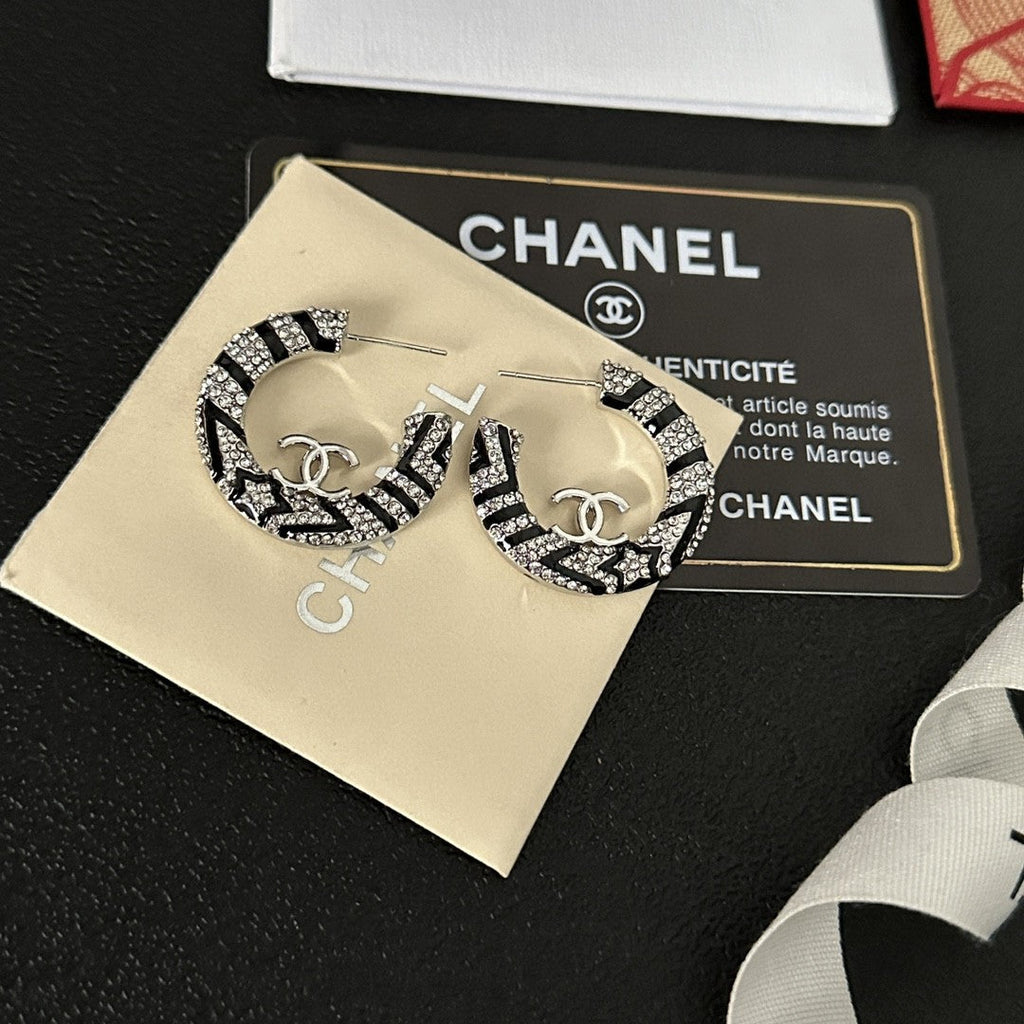 Chanel Black Diamonds 18K Gold Earrings