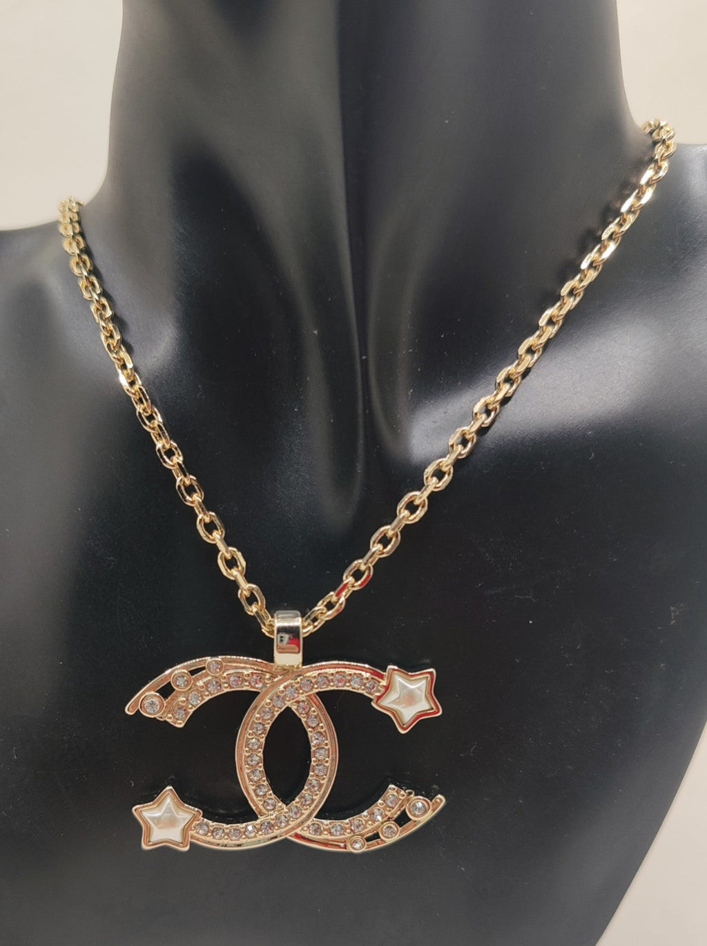 Chanel Star Choker 18K Gold Necklace