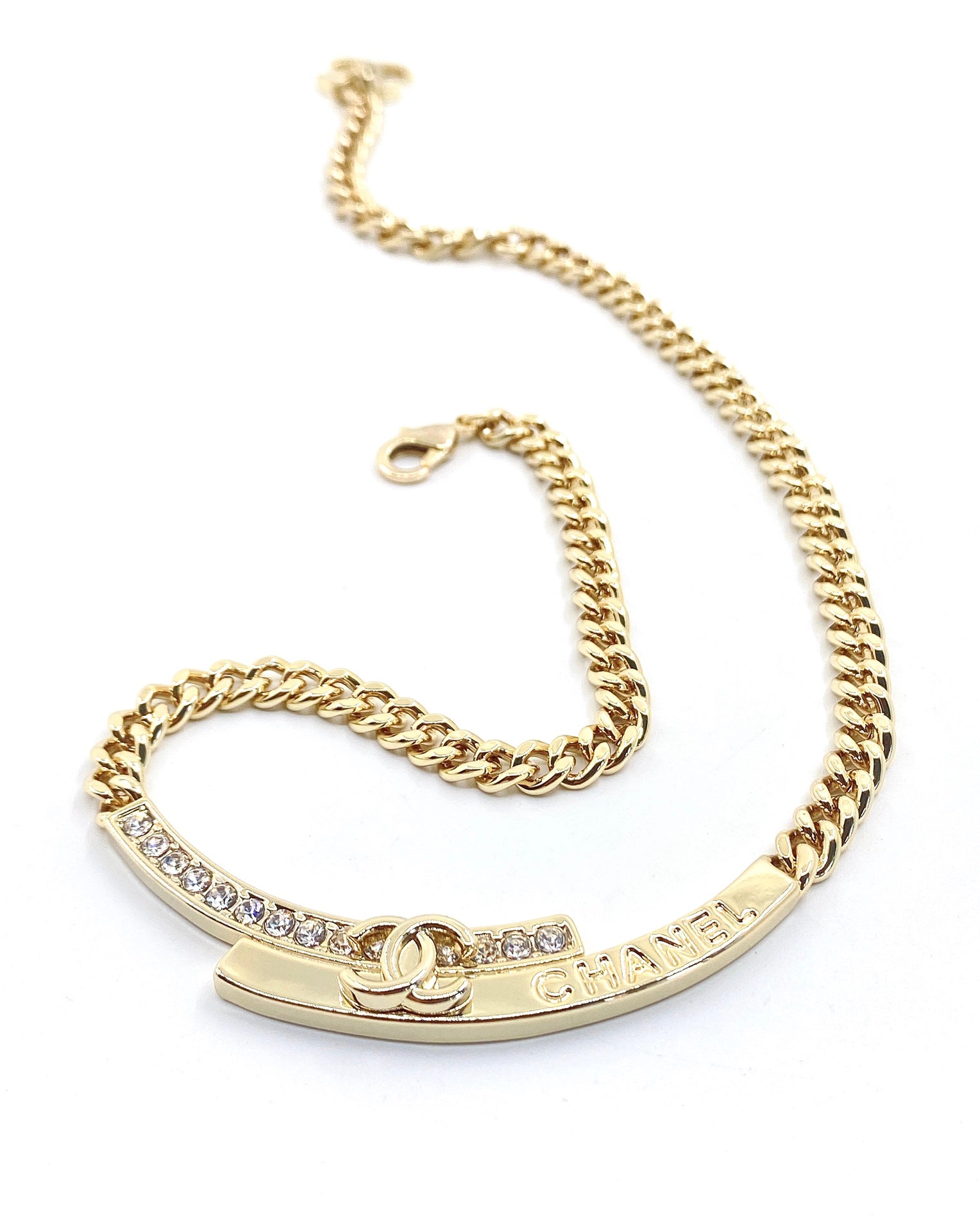 Chanel Diamonds Choker 18K Gold Necklace
