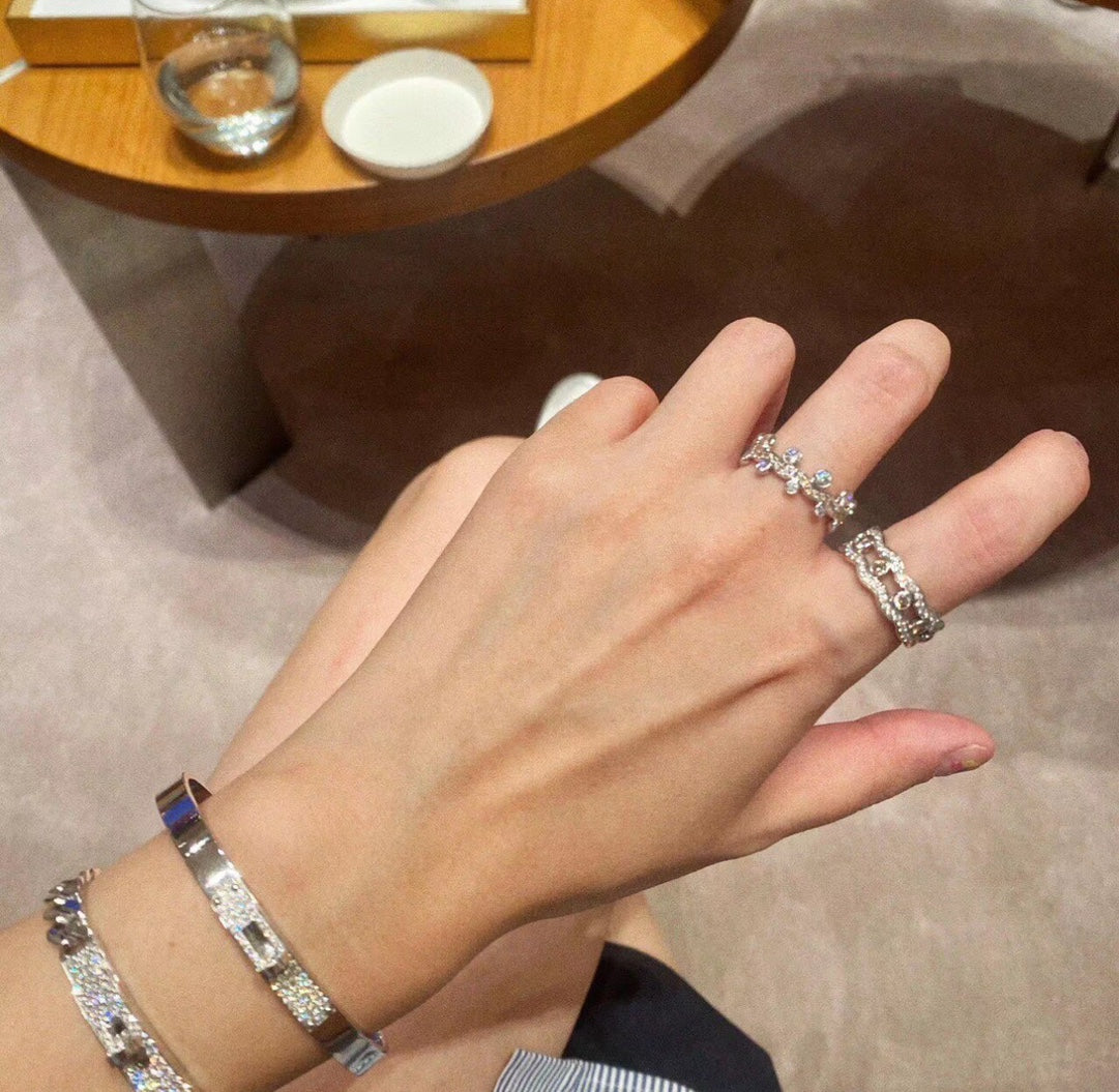Hermes Vine Flower Dewdrops Diamond 18K Gold Ring