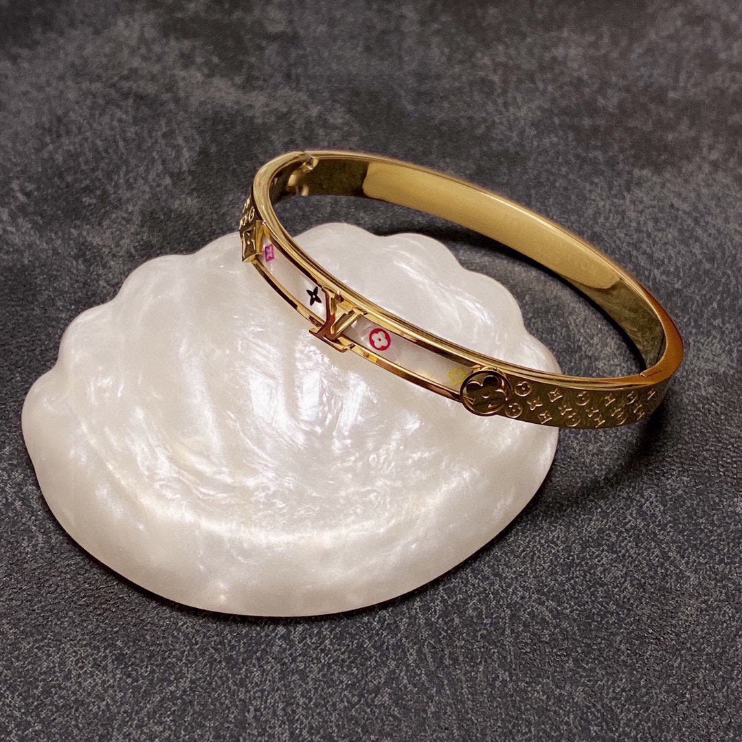 Louis Vuitton Idylle Blossom Pink 18K Gold Bracelet
