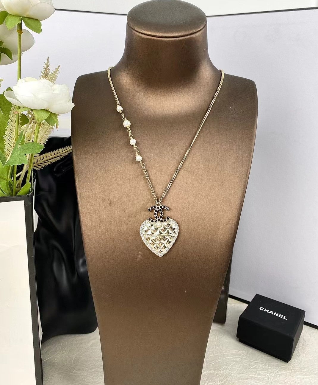 Chanel Heart 18K Gold Necklace