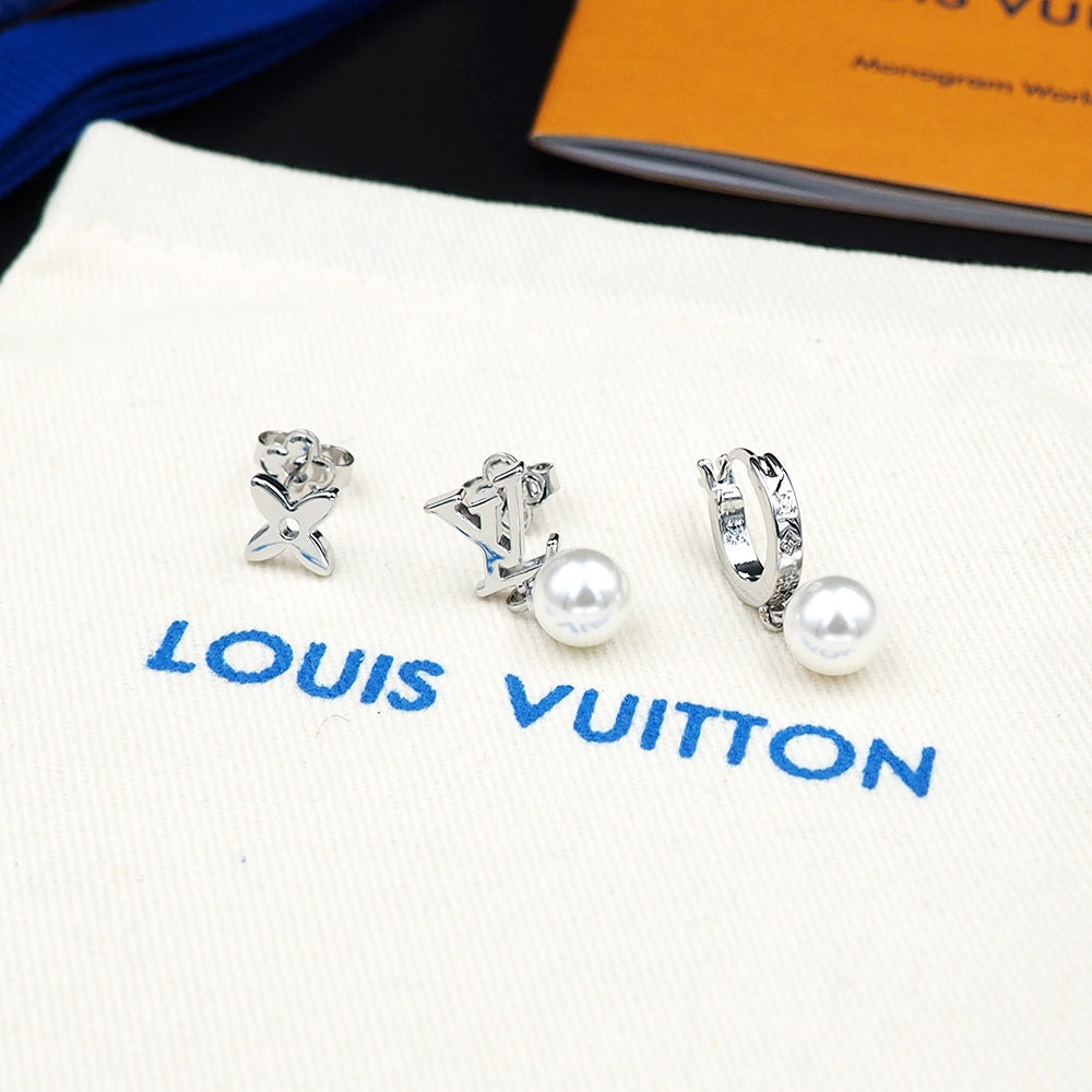 Louis Vuitton Monogram Pearls 18K Gold Earrings