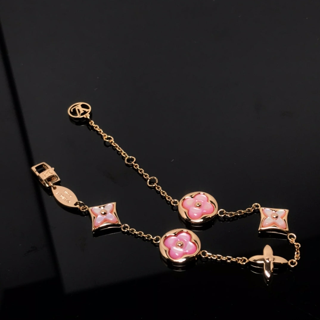 Louis Vuitton Idylle Blossom 18K Gold Bracelet