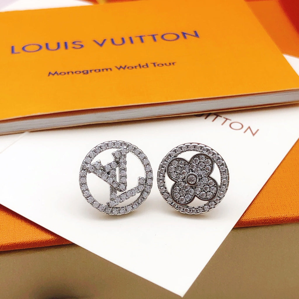 Louis Vuitton Blossom Diamond 18K Gold Earrings