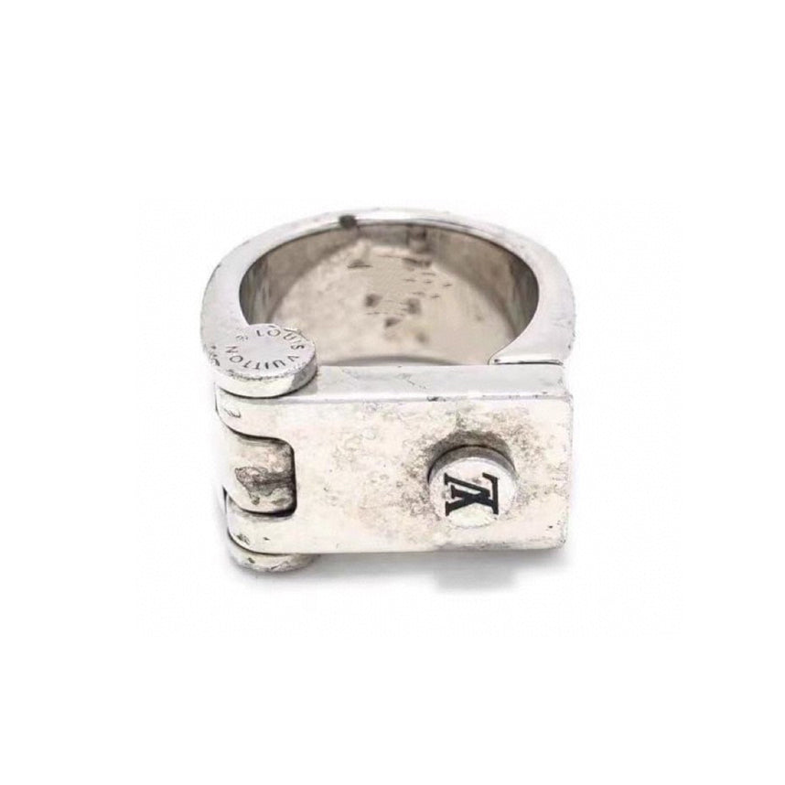 Louis Vuitton Lock Vintage 18K Gold Ring