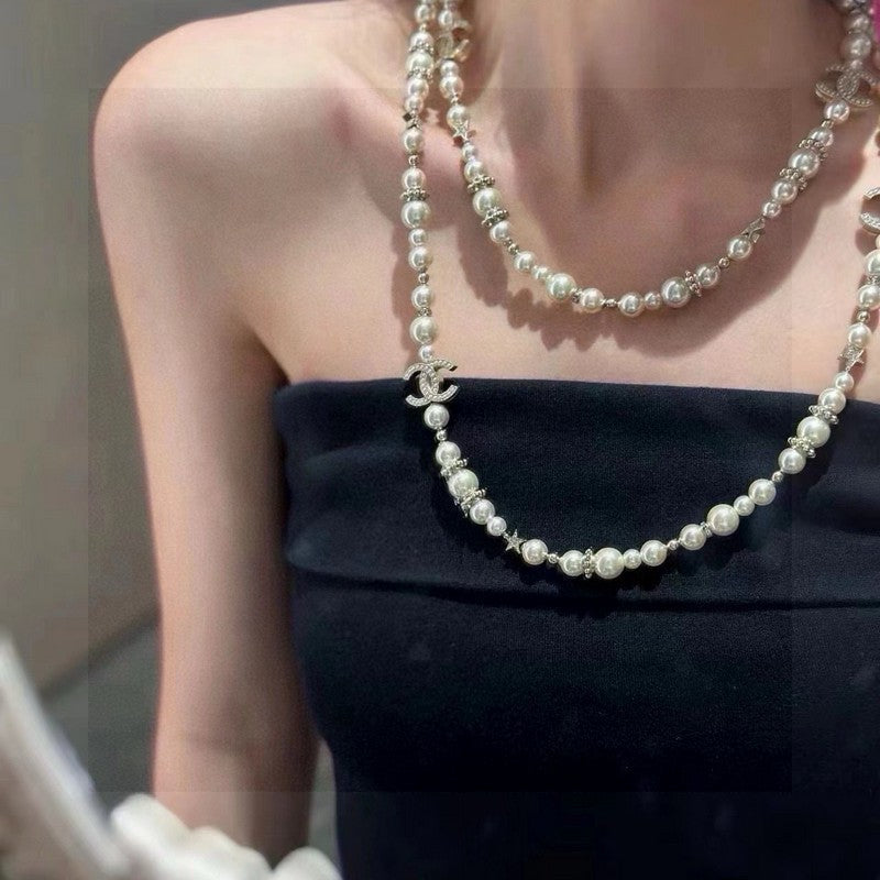 Chanel 26C Long Pearl 18K Gold Necklace