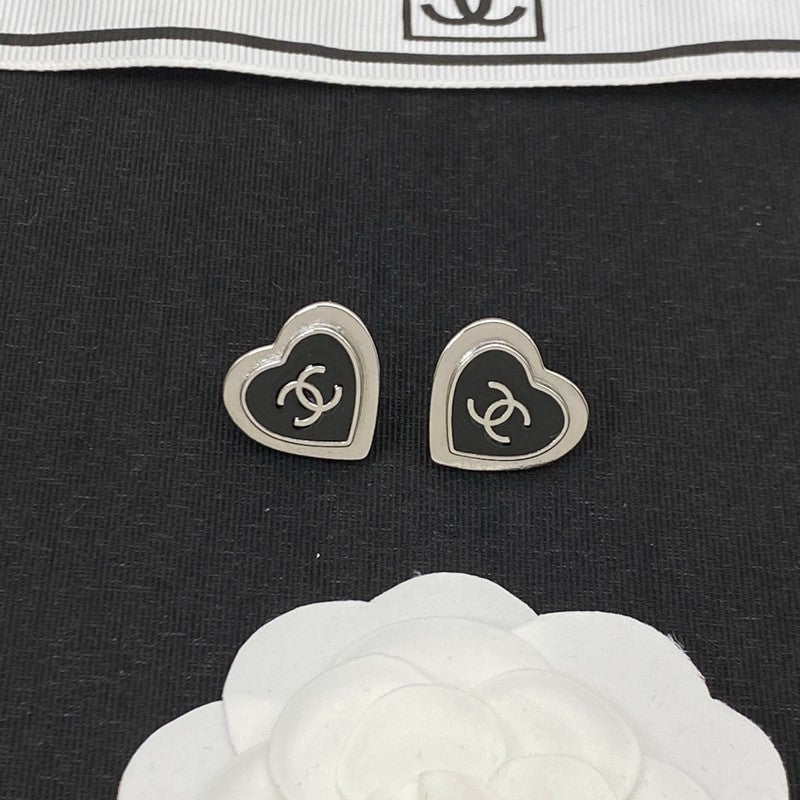 Chanel Black & Red Heart Gold 18K Gold Earrings