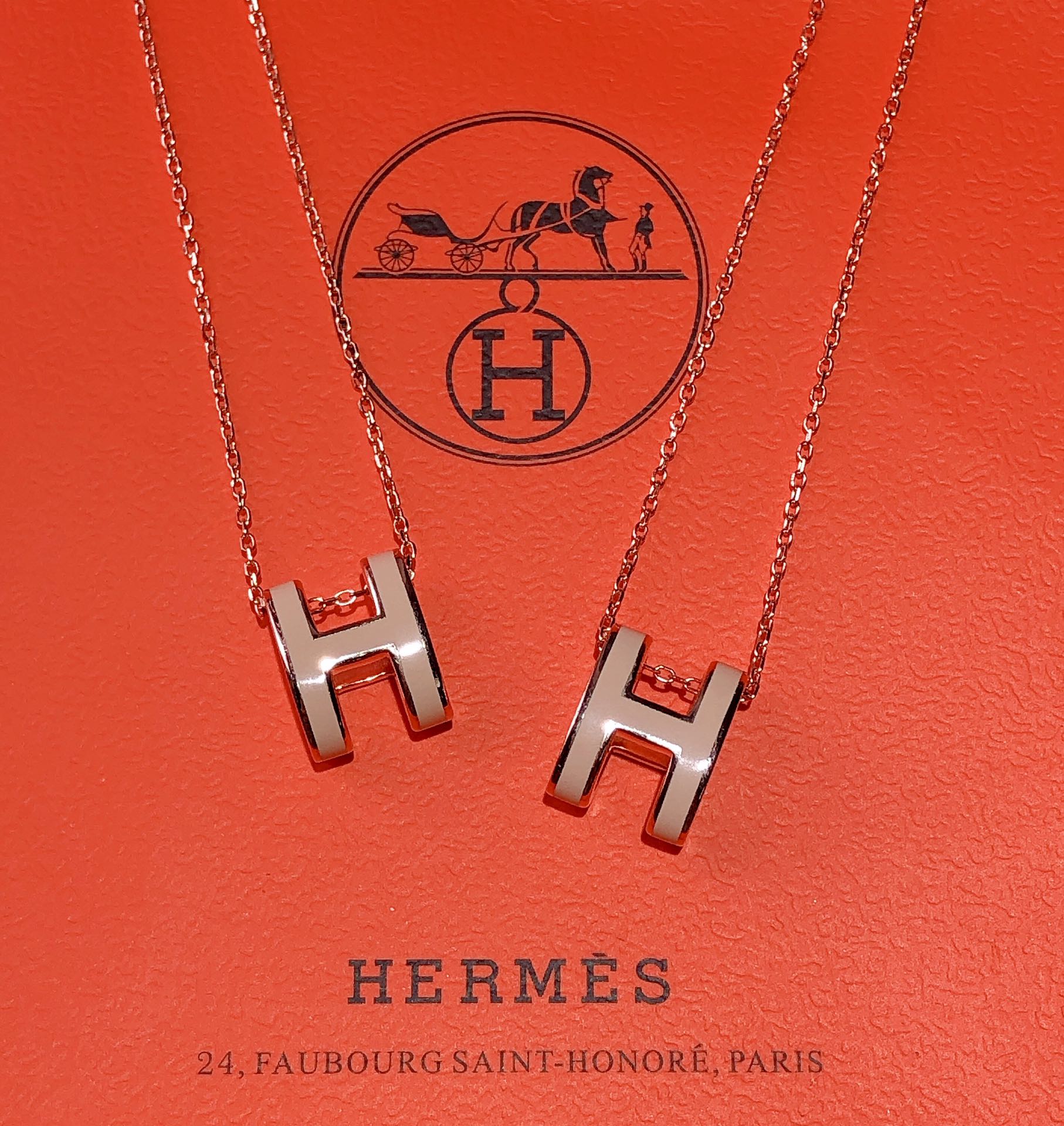 Hermes Mini Pop Grey 18K Gold Necklace