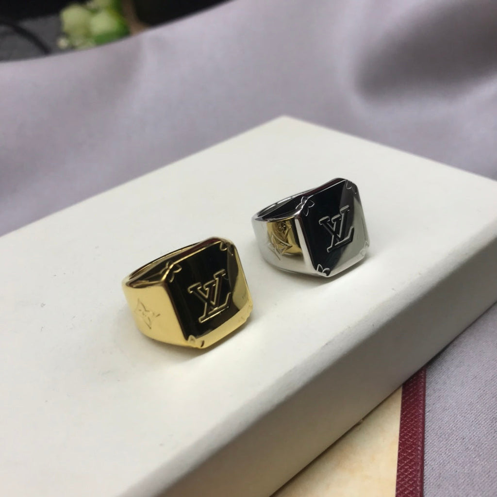 Louis Vuitton Monogram Signet 18K Gold Ring