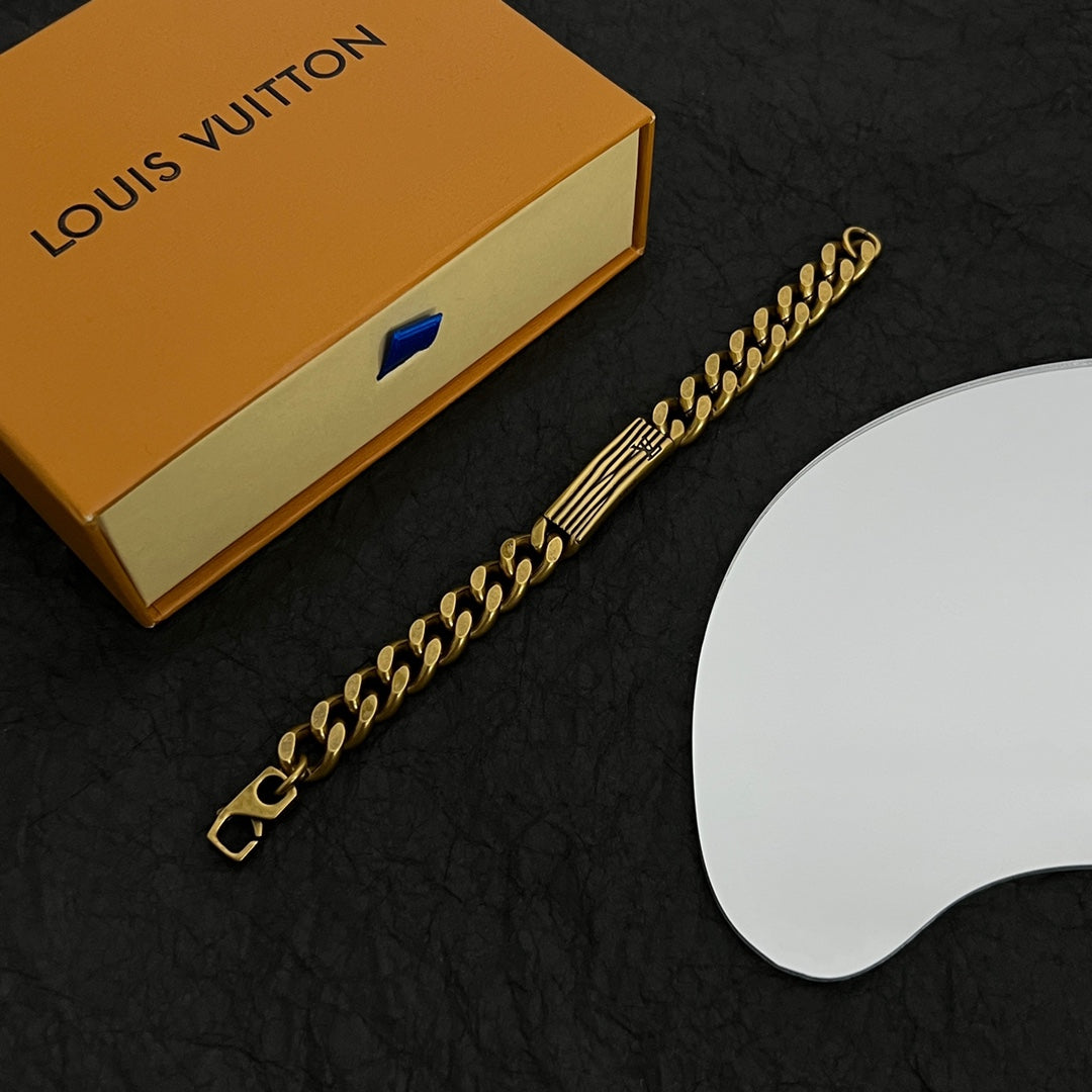 Louis Vuitton Vintage Chains 18K Gold Bracelet