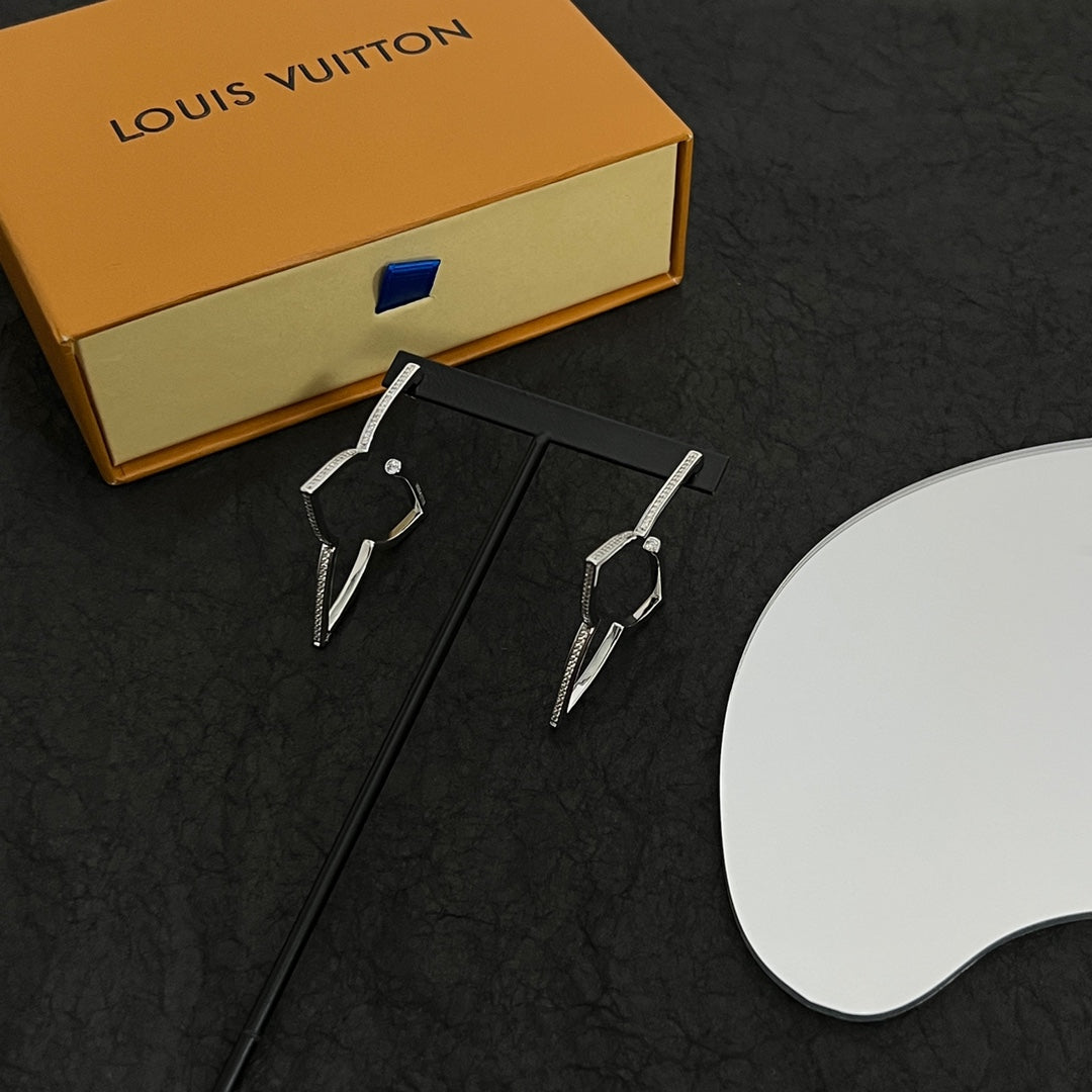 Louis Vuitton Debuts Blossom 18K Gold Earrings