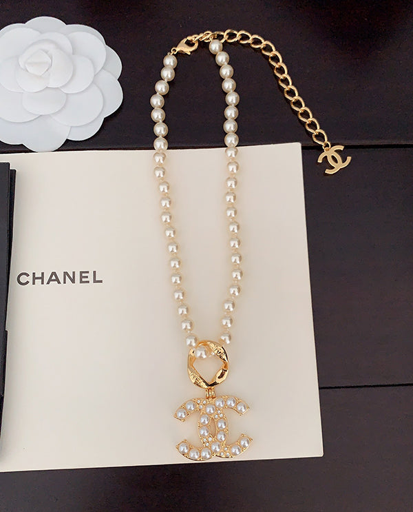 Chanel Classic Pearl 18K Gold Necklace