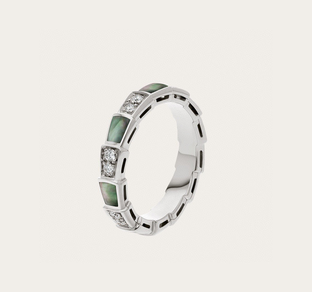 Bvlgari Serpenti Viper Malachite 18K Gold Ring