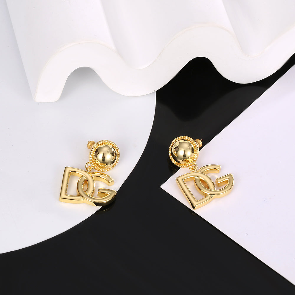 DG Gold 18K Gold Earrings