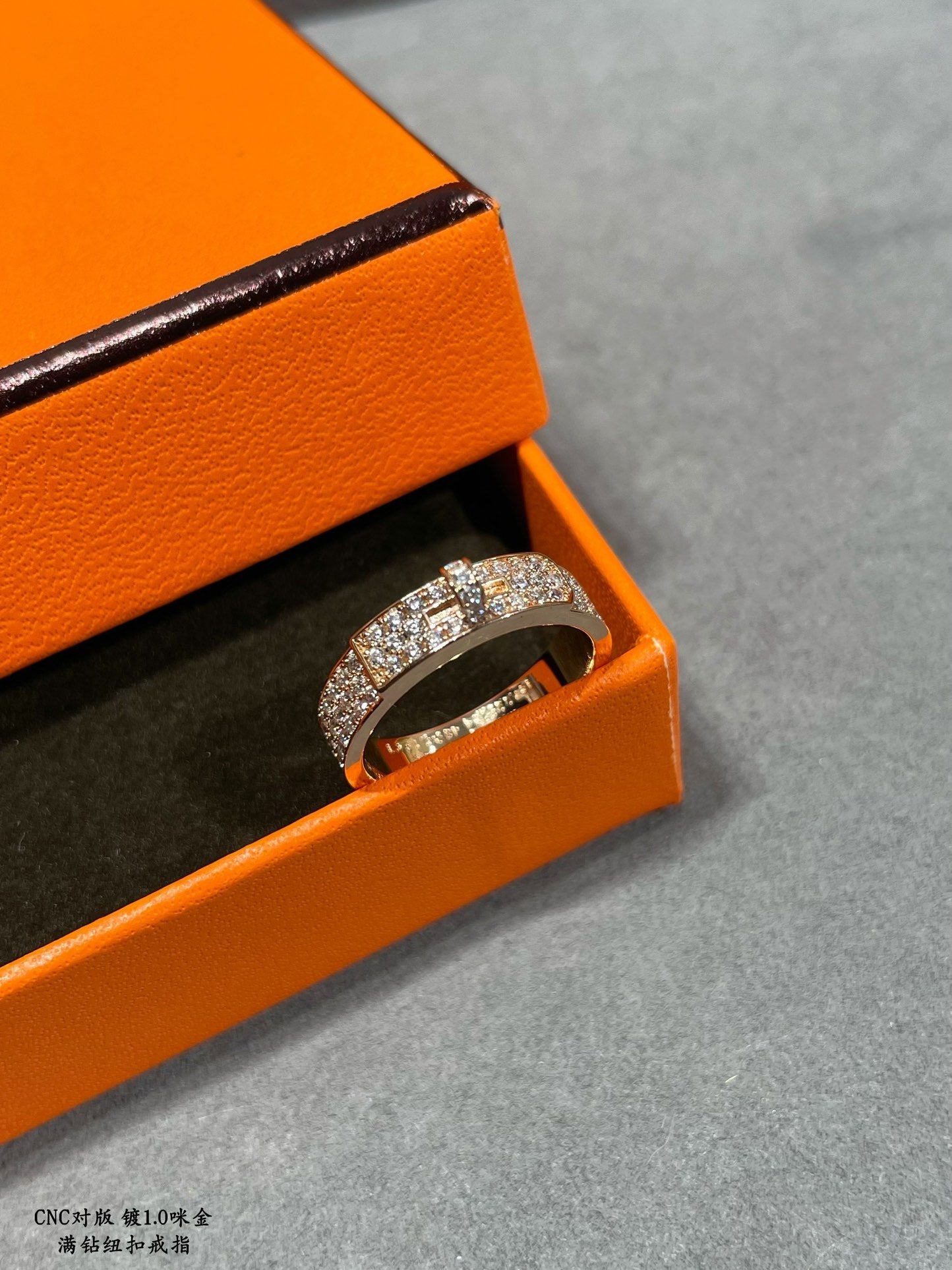Hermes Collier De Chien Diamonds 18K Gold Ring