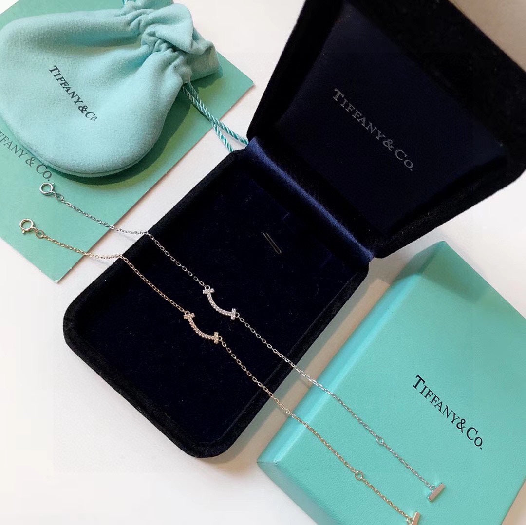Tiffany Smile Diamond 18K Gold Bracelet