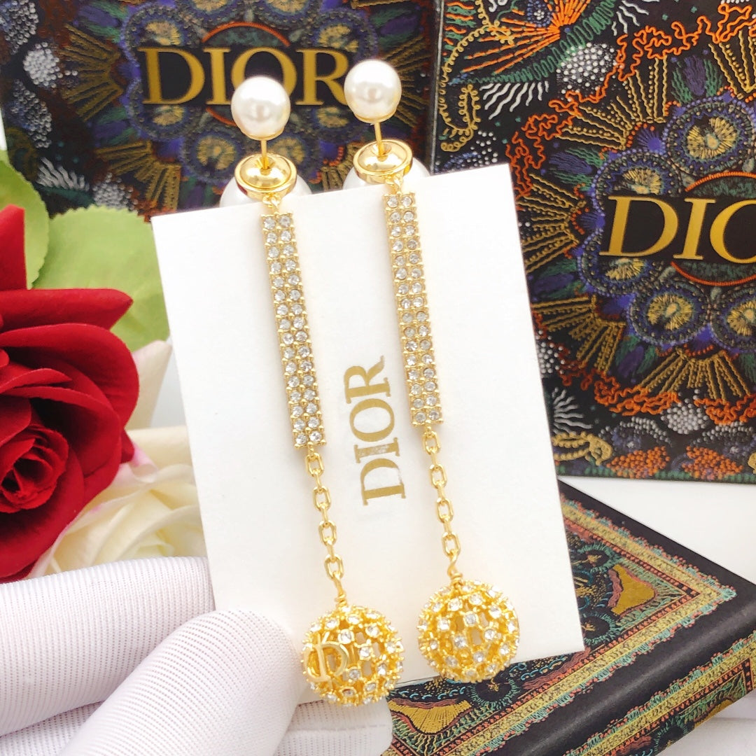 Dior Tassel Diamonds 18K Gold Earrings