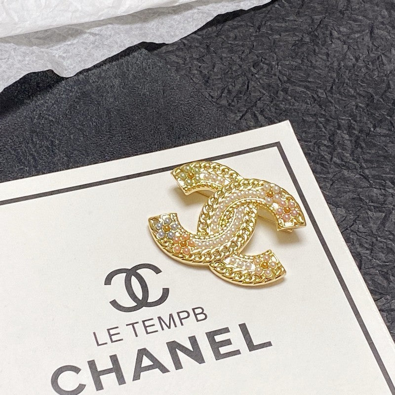 Chanel Pearl Gold 18K Gold Brooch