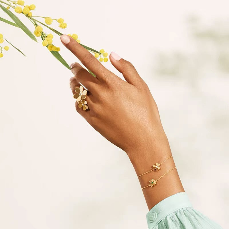 Frivole Emerald 18K Gold Bracelet