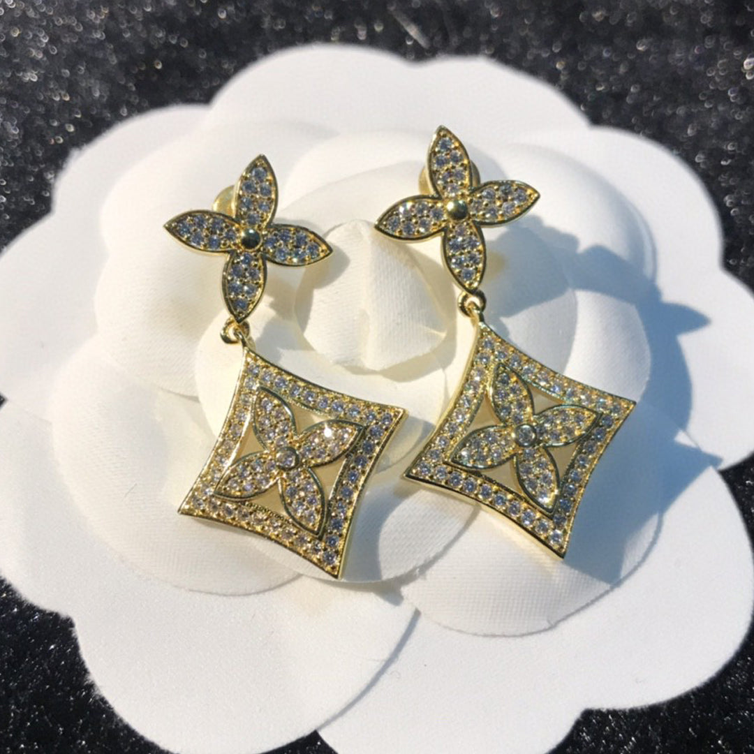 Louis Vuitton Blossom 18K Gold Earrings