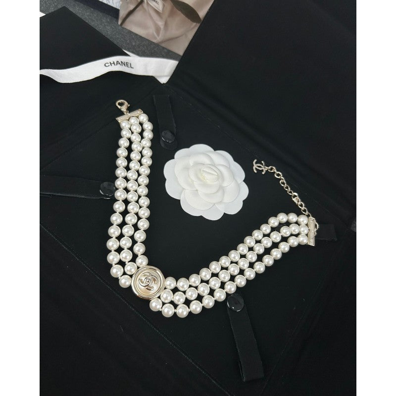 Chanel Choker Pearl Chain 18K Gold Necklace
